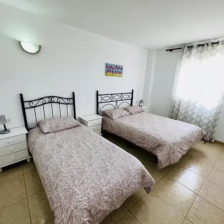 Διαμέρισμα Few Meters To Vistas Beach. Free Wifi. Arona (Tenerife)